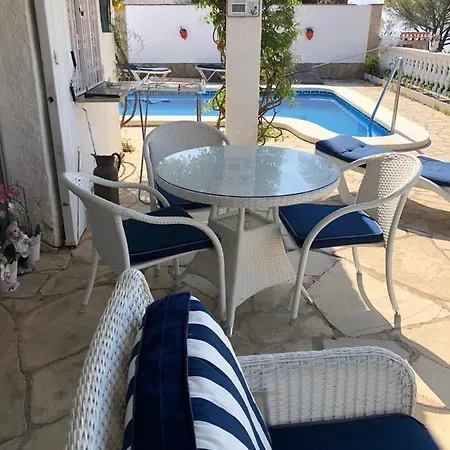 Relax Private Villa With Panoramic Sea View Дом отдыха Льорет-де-Мар